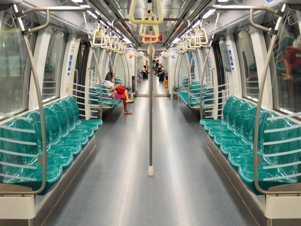 Singapore Travel Tips in MRT