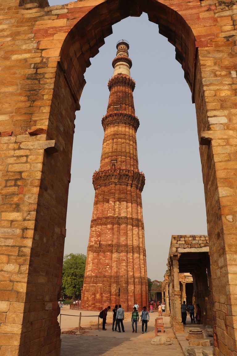 Top 5 Historical Places in New Delhi, India You Must See